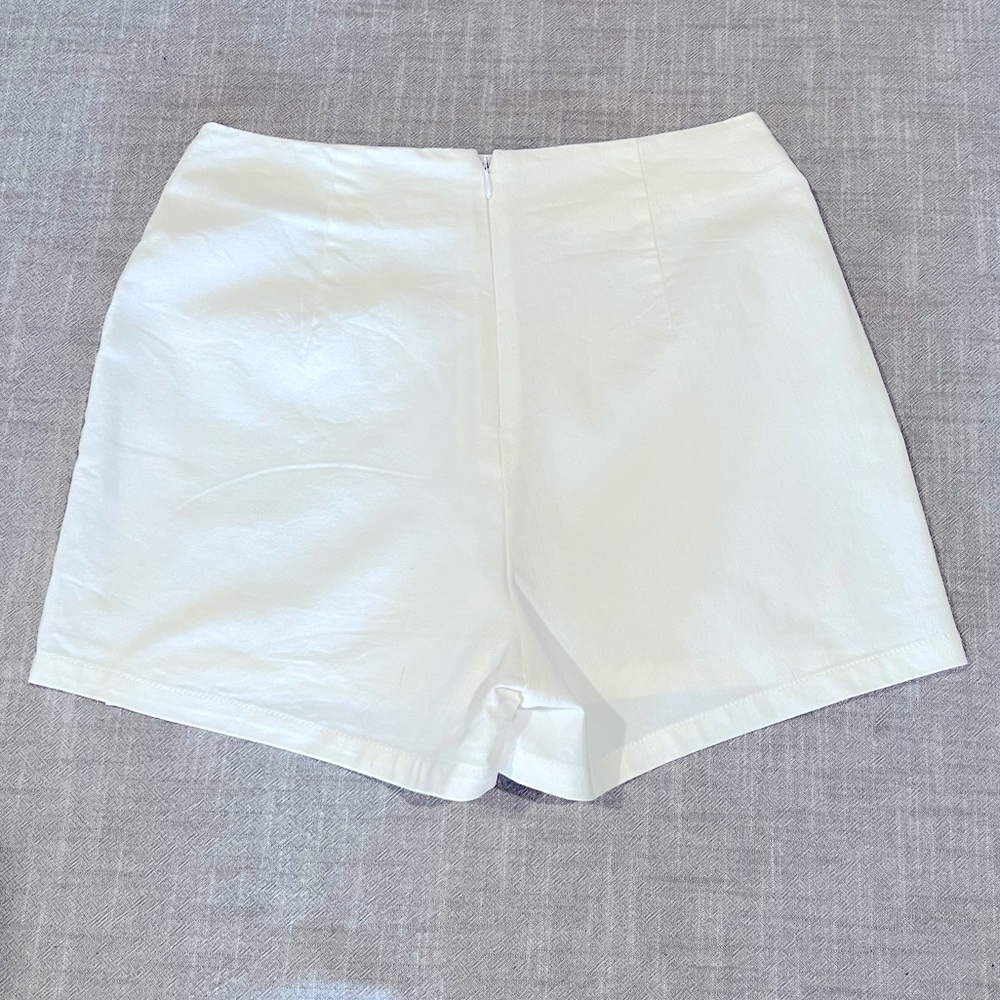Francesca’s skort - Picture 2 of 5